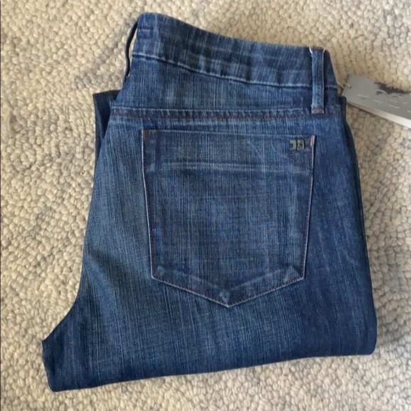 Joe’s Woman’s Jeans - Picture 1 of 7